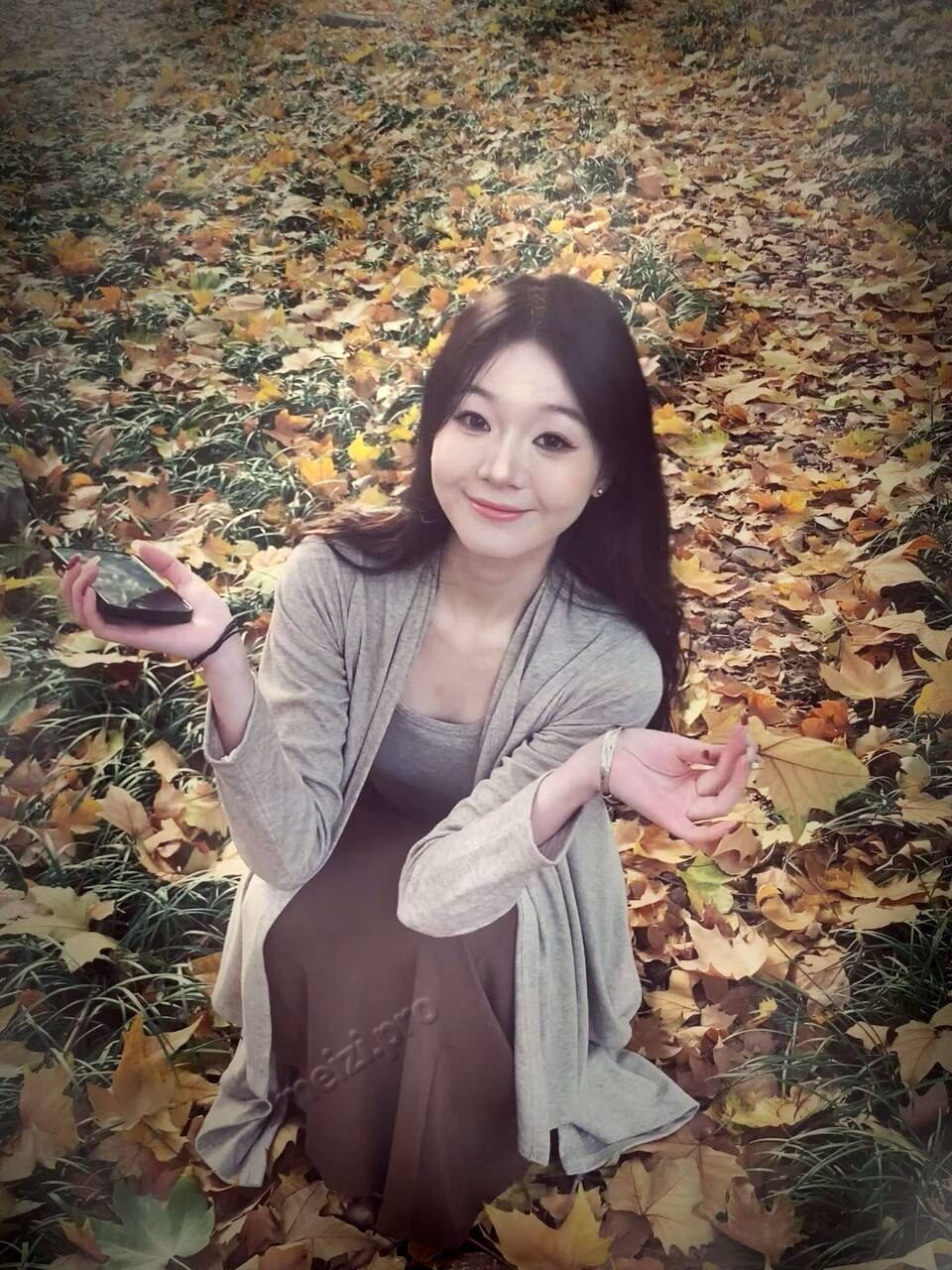 广东 广州 24岁 167cm 90 A杯 助理 抽烟纹身:无纹身 SM:否 无套:否 口交:否 过夜:可 同居:可 价格:10