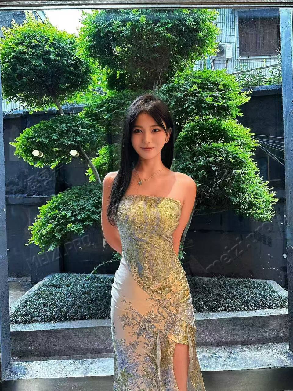 广东 广州 24岁 162cm 96 F杯 温柔体贴,懂事听话,性格好,会给情绪价值 SM:是 无套:否 口交:可 过夜:可 同居:可 可飞:可 新加坡、日韩、港澳 价格:20 特点:温柔体贴,懂事听话,性格好,会给情绪价值