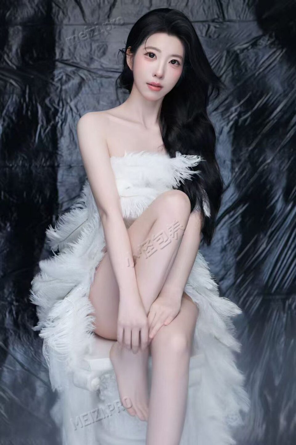 浙江 杭州 24岁 163cm 85 A杯 电商 可爱乖巧，性格好有趣，可提供情绪价值 抽烟纹身:无纹身 SM:否 无套:否 口交:可 过夜:可 同居:否 可飞:最好不 价格:10 特点:可爱乖巧，性格好有趣，可提供情绪价值