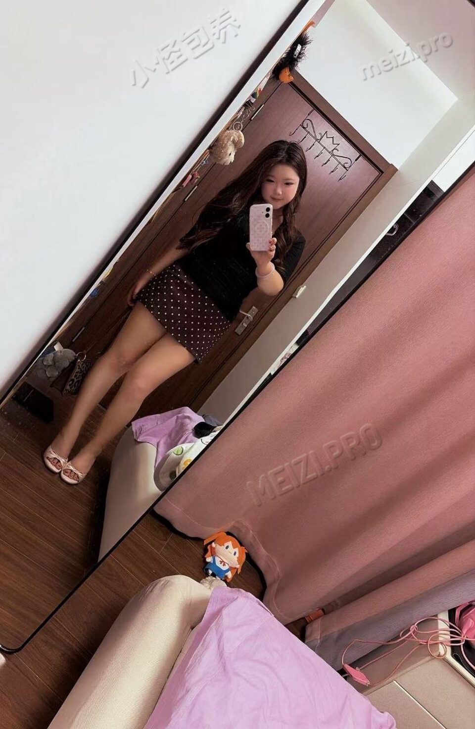 福建 厦门 广东 广州 20岁 160cm 120 C杯 学生 美术生本科在读,口活好,声音好听,比较反差平时是眼镜妹 抽烟纹身:无 SM:是 无套:可 口交:可 过夜:可 同居:否 可飞:否 价格:5 特点:美术生本科在读,口活好,声音好听,比较反差平时是眼镜妹