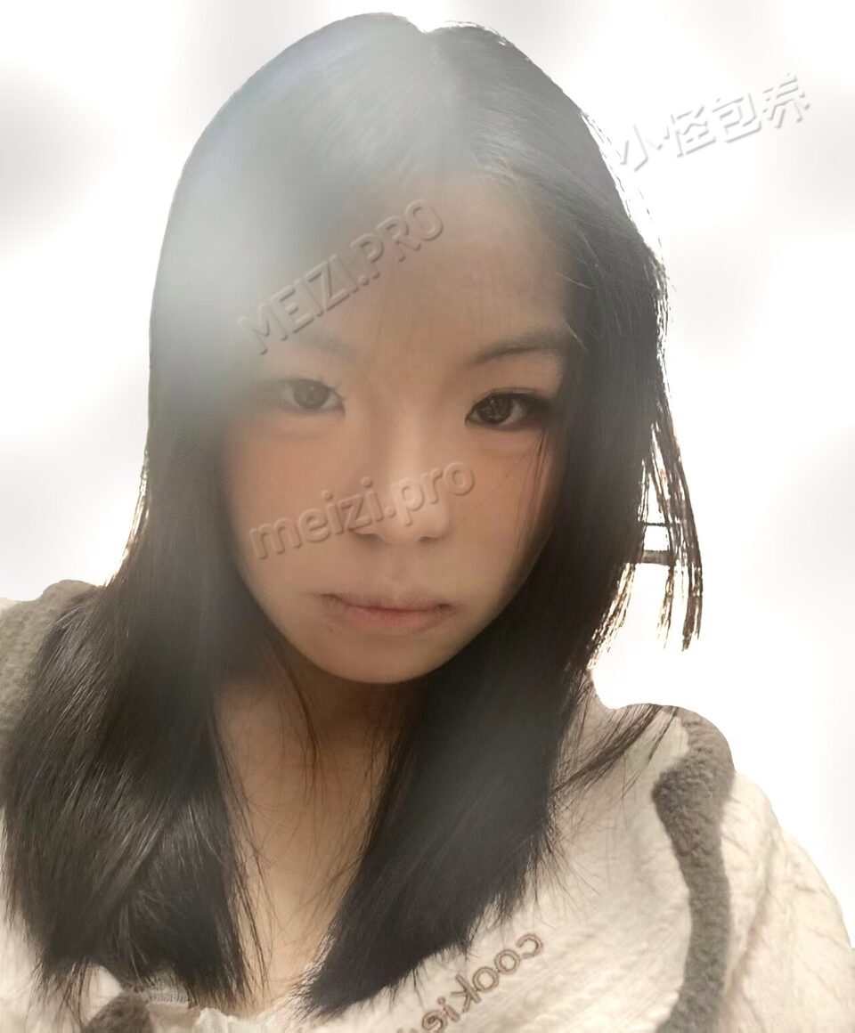 广东 广州 17岁 158cm 90 B杯 学生 三好学生算吗 还有其它的比较多 抽烟纹身:无纹身 SM:是 无套:可 口交:可 过夜:可 同居:否 可飞:可 价格:6 特点:三好学生算吗 还有其它的比较多