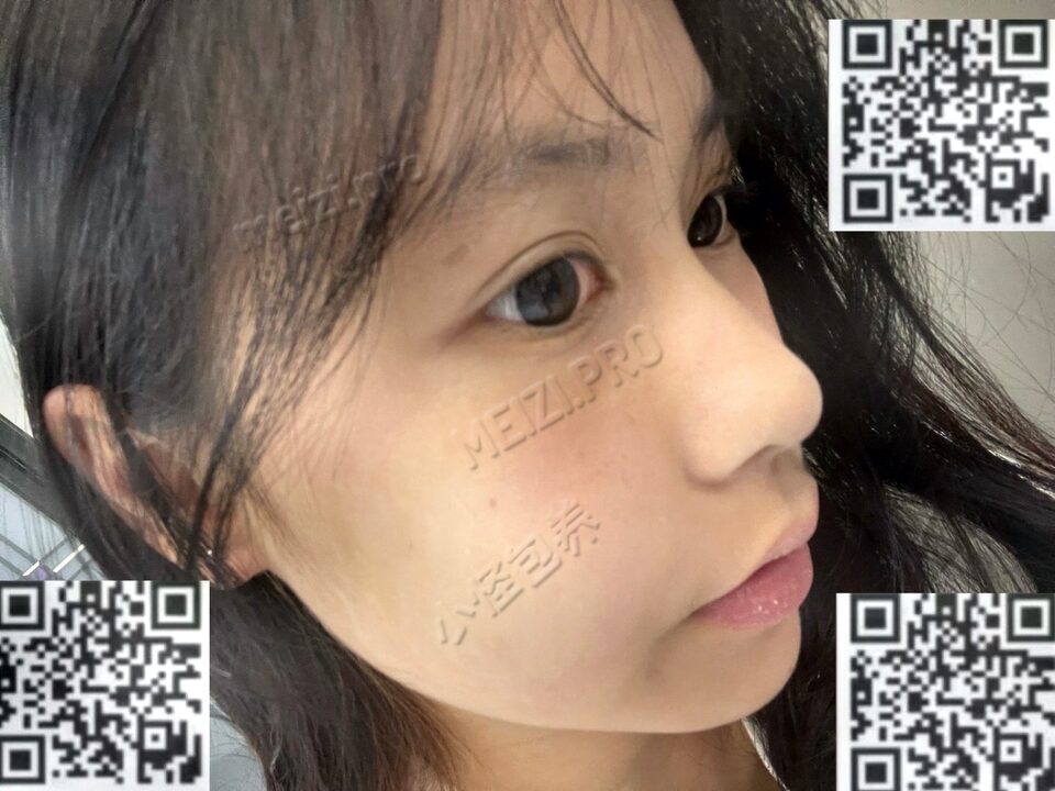 云南 绥江县 16岁 158cm 72 学生 温柔 懂事 听话 乖巧 抽烟纹身:无 SM:是 无套:否 口交:否 过夜:否 同居:否 可飞:否 价格:2 特点:温柔 懂事 听话 乖巧