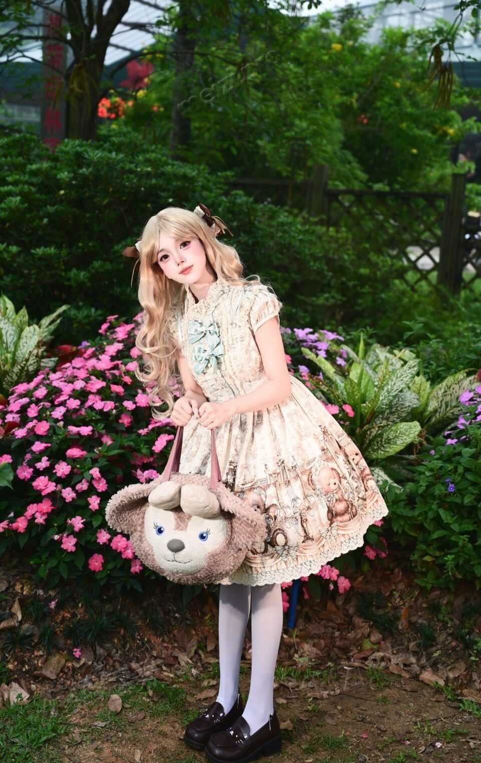 广东 深圳 22岁 151cm 80 B杯 待业 喜欢穿jk洛丽塔的一米五小萝莉，小鸟依人很听话，比较反差，sm接受度还可以，可以肛，前提是商量好，会做饭，会陪你打游戏，不会的也可以学，情绪价值高 SM:是 无套:否 口交:可 过夜:可 同居:看情况 可飞:可 价格:6 特点:喜欢穿jk洛丽塔的一米五小萝莉，小鸟依人很听话，比较反差，sm接受度还可以，可以肛，前提是商量好，会做饭，会陪你打游戏，不会的也可以学，情绪价值高