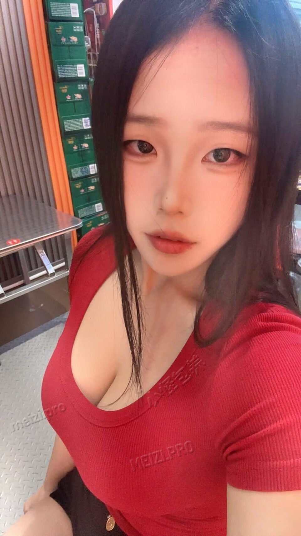 吉林 长春 23岁 165cm 103 C杯 工作 胸大腰细屁股大 抽烟纹身:无 SM:是 无套:否 口交:可 过夜:可 同居:可 可飞:可 优先东三省 价格:8 特点:胸大腰细屁股大