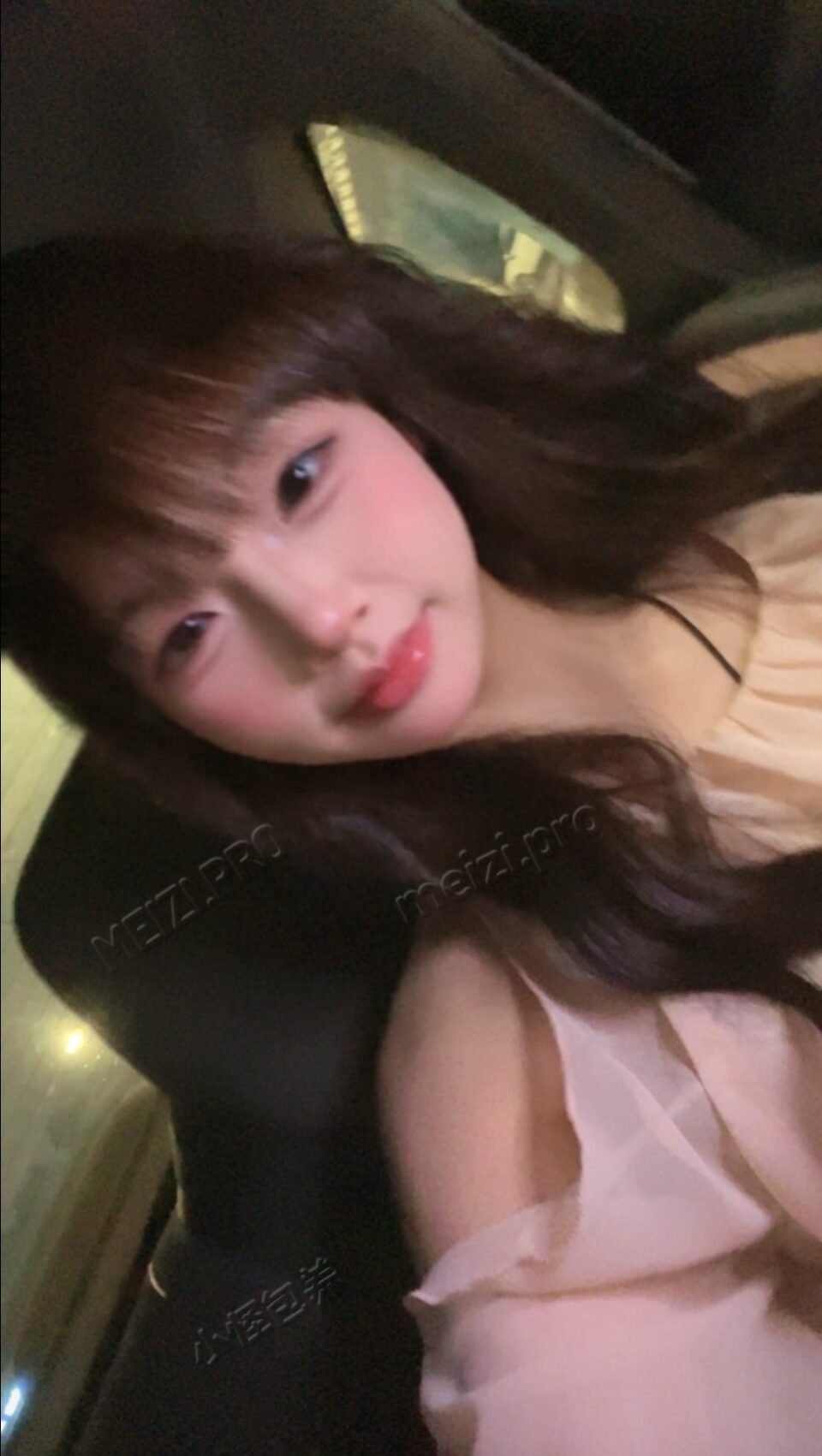 广东 广州 18岁 165cm 90 B杯 声音甜 萝莉类型 听话 温柔懂事 情商高 会提供情绪价值 床上放的开 不死鱼 会配合 小反差 喜欢玩点情趣 有情调 可以满足老板的需求 抽烟纹身:抽烟无纹身 SM:是 无套:可 口交:可 过夜:可 同居:可 可飞:可 价格:5 特点:声音甜 萝莉类型 听话 温柔懂事 情商高 会提供情绪价值 床上放的开 不死鱼 会配合 小反差 喜欢玩点情趣 有情调 可以满足老板的需求