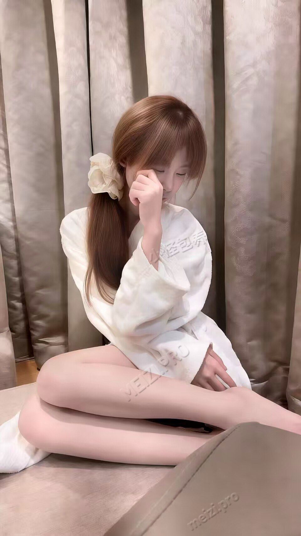 广东 深圳 宝安 / 江西 景德镇 18岁 162cm 80 A杯 高中毕业 清纯可爱年龄小 经历比较少 听话 比较瘦 洁癖 抽烟纹身:无 SM:是 无套:可 口交:可 过夜:可 同居:看情况 可飞:可 价格:10 特点:清纯可爱年龄小 经历比较少 听话 比较瘦 洁癖