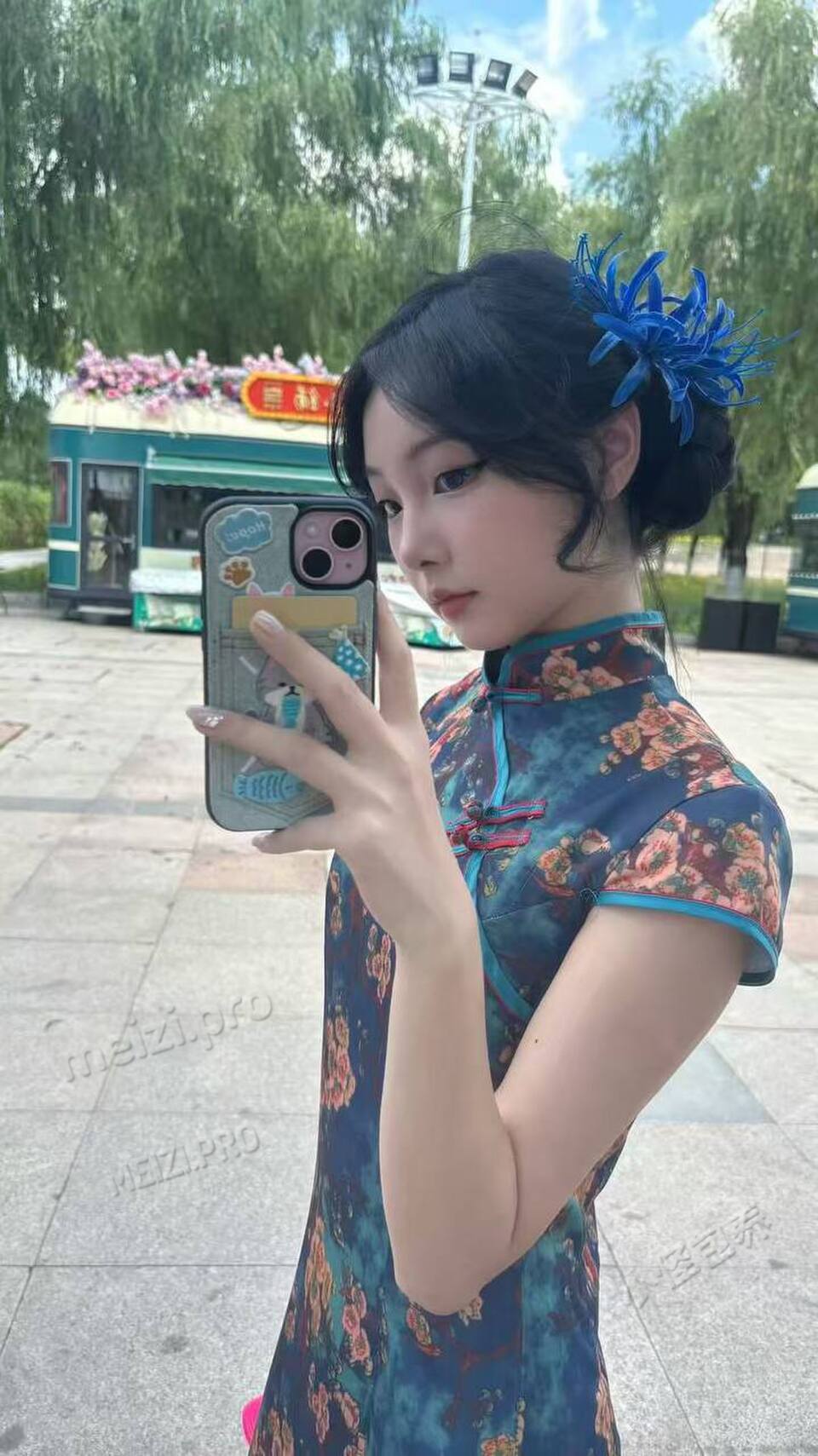 浙江 杭州 20岁 167cm 90 A杯 学生 抽烟纹身:无纹身 SM:否 无套:否 口交:可 过夜:可 同居:否 可飞:能 价格:8