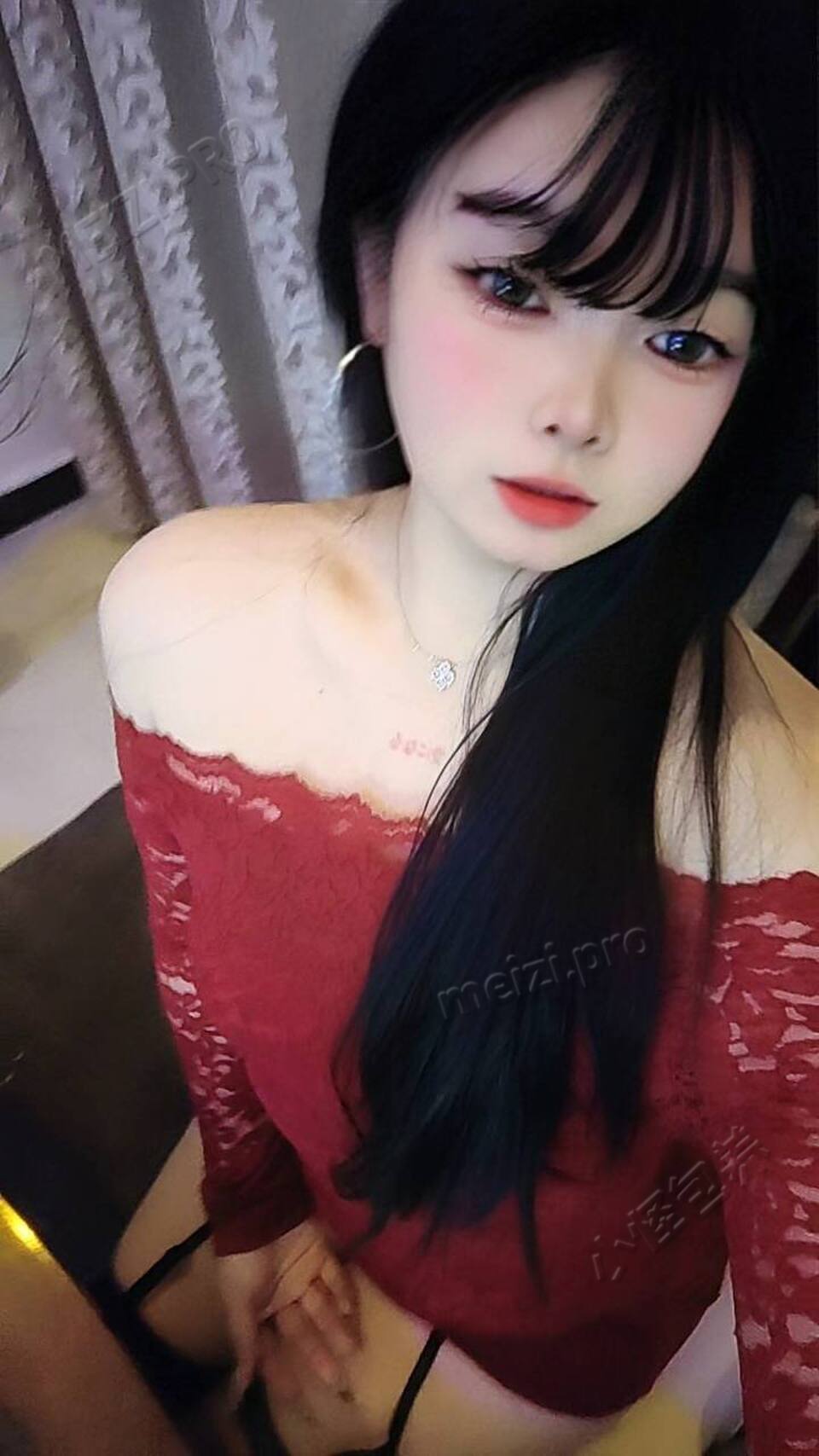 福建 莆田 23岁 170cm 128 D杯 设计 性格健谈开朗 会主动听话 抽烟纹身:有小纹身 SM:是 无套:可 口交:可 过夜:可 同居:可 可飞:可 外省 港澳 价格:5 特点:性格健谈开朗 会主动听话