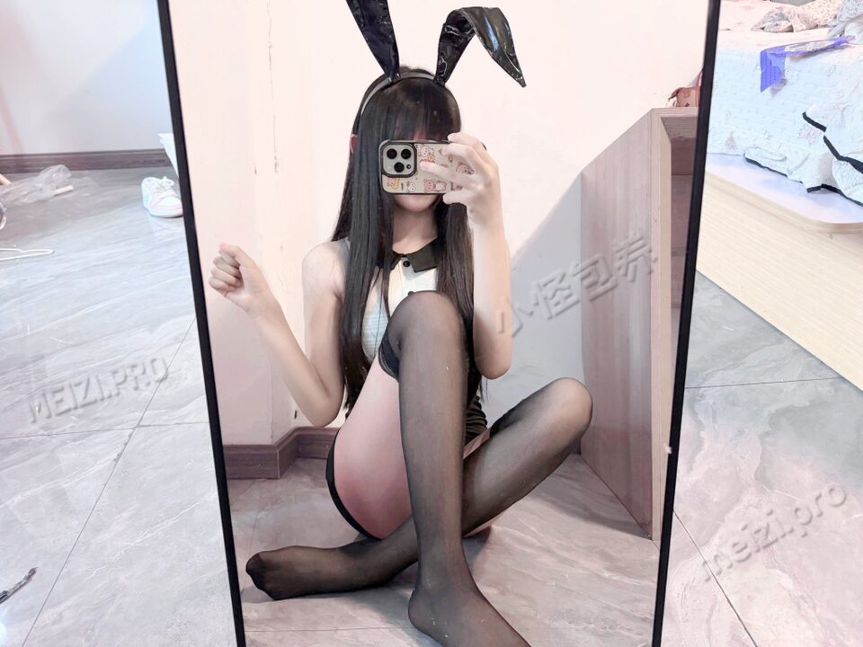 江苏 镇江 18岁 160cm 98 B杯 工作 邻家妹妹。乖巧听话，性格好。可爱,嫩,紧,有点反差。初次。 抽烟纹身:无 SM:是 无套:否 口交:可 过夜:可 同居:否 可飞:能 价格:6 特点:邻家妹妹。乖巧听话，性格好。可爱,嫩,紧,有点反差。初次。