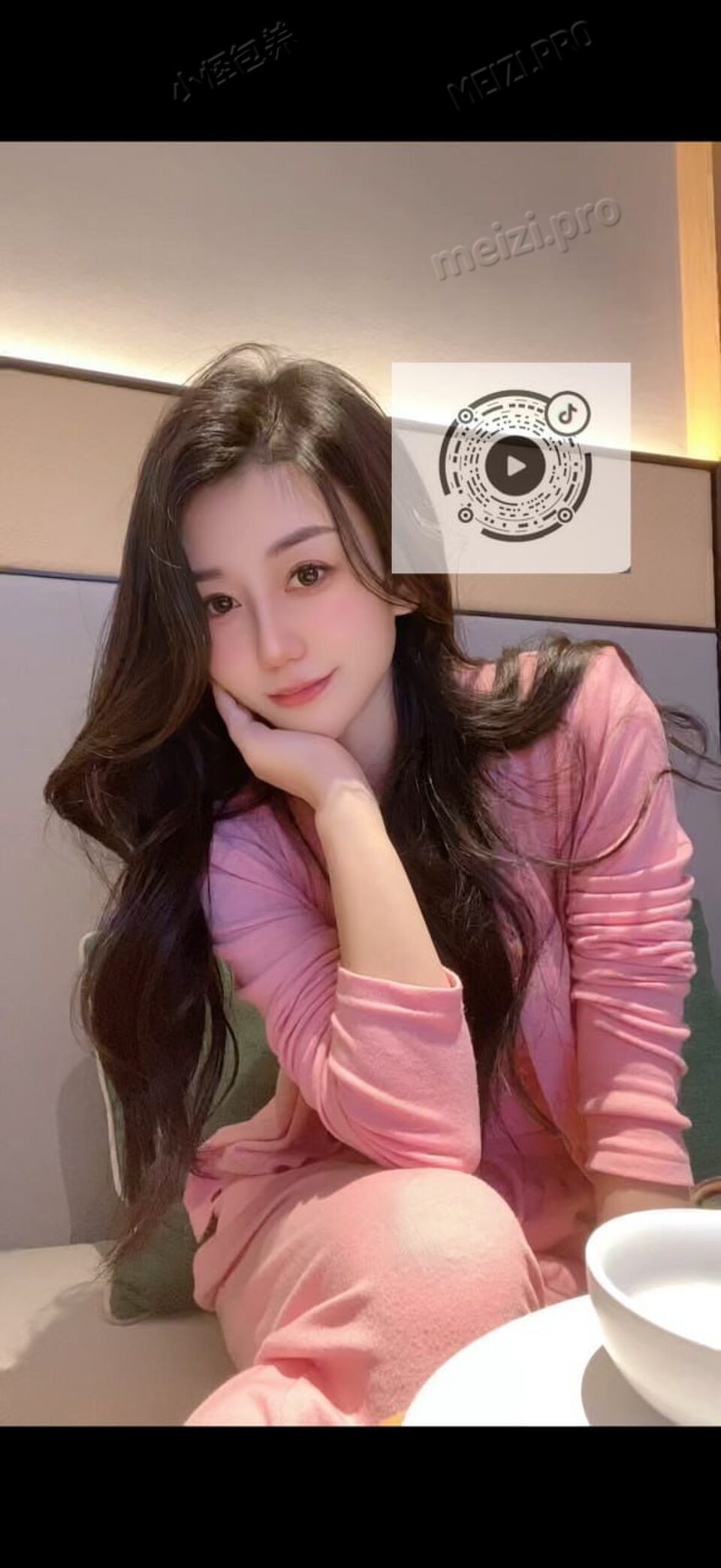 广东 广州 28岁 161cm 90 B杯 工作 抽烟纹身:无 SM:否 无套:否 口交:可 过夜:可 同居:可 可飞:看情况 价格:10
