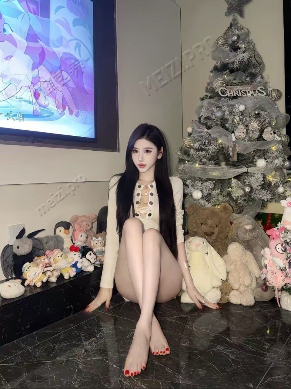 浙江 宁波 19岁 170cm 88 B杯 无 没有 抽烟纹身:无 SM:是 无套:可 口交:可 过夜:可 同居:否 可飞:可 价格:16 特点:没有