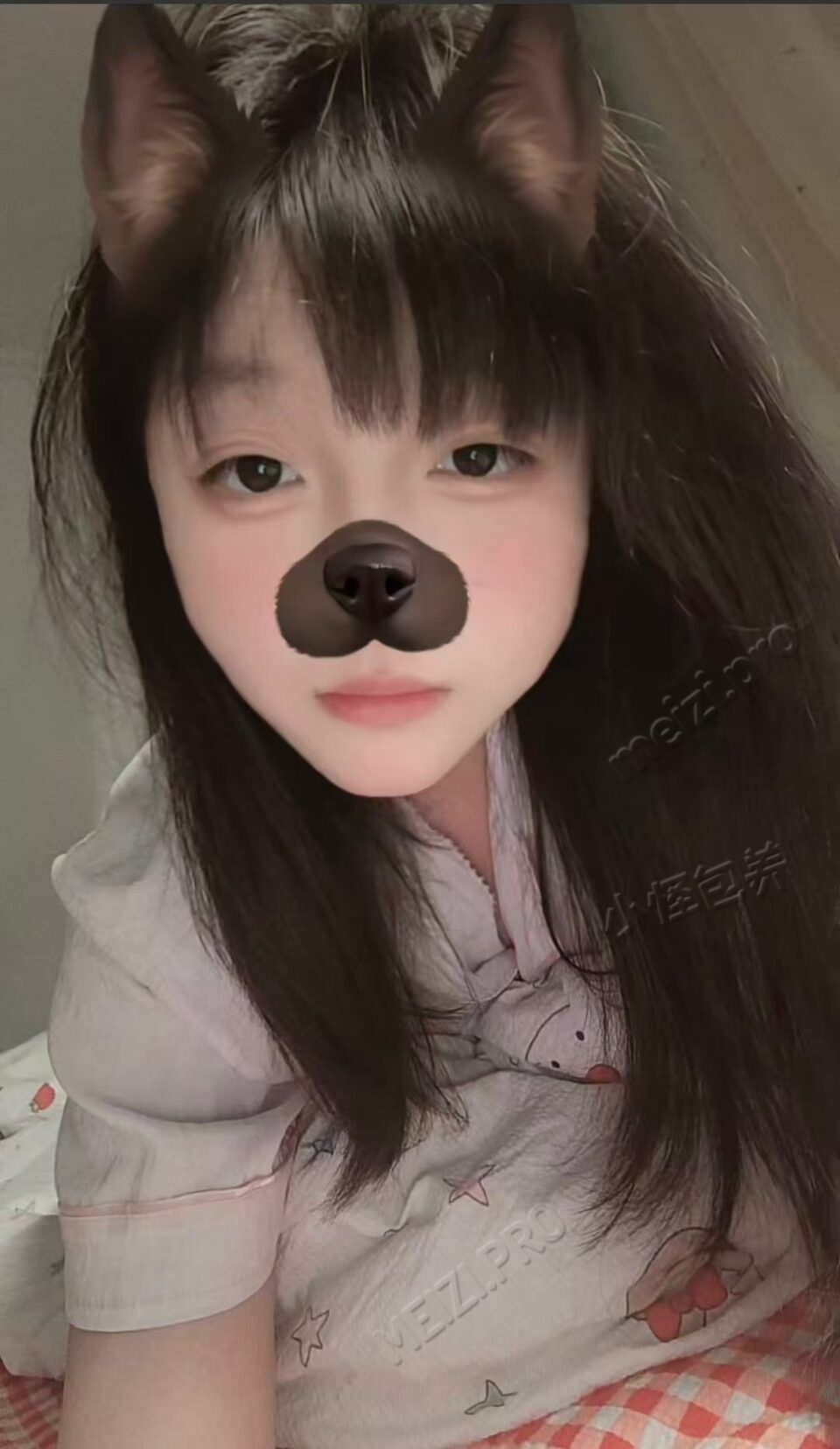 湖北 孝感 18岁 161cm 109 C杯 无业 口活好 抽烟纹身:无 SM:是 无套:可 口交:可 过夜:否 同居:否 可飞:否 只能孝感本地，晚上要回家 价格:1 特点:口活好