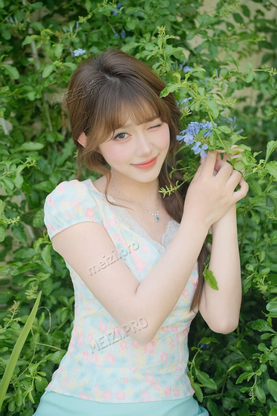 福建 厦门 22岁 160cm 91 B杯 学生 唱歌,人照无差 SM:否 无套:否 口交:否 过夜:可 同居:可 可飞:可 周边城市,可港澳 价格:7 特点:唱歌,人照无差