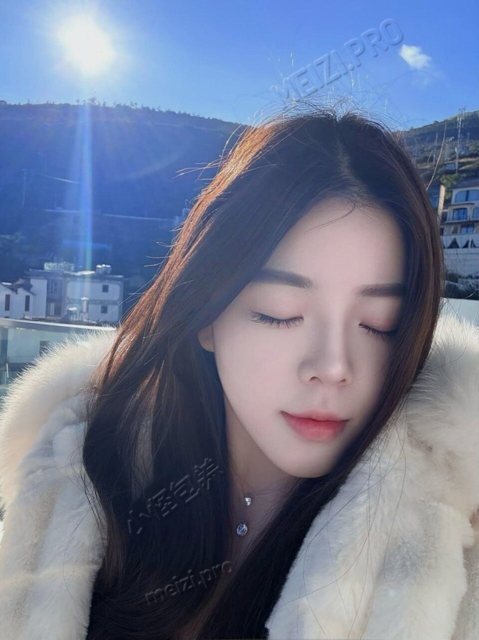广东 深圳 24岁 163cm 95 C杯 工作 高尔夫、跳舞 SM:是 无套:否 口交:可 过夜:可 同居:否 可飞:可 价格:25 特点:高尔夫、跳舞