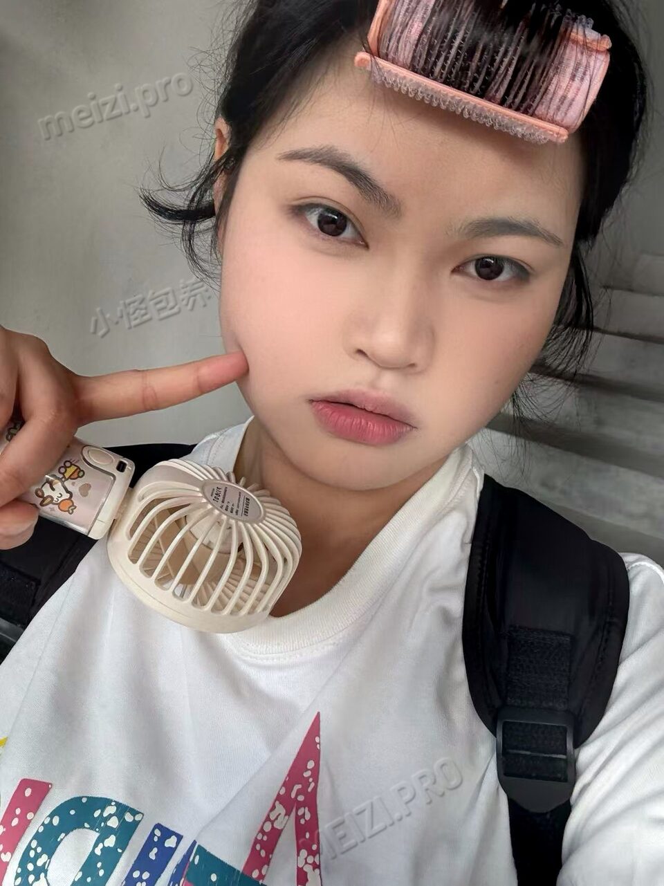 湖南 19岁 166cm 132 D杯 无业 抽烟纹身:有纹身 SM:否 无套:可 口交:可 过夜:可 同居:可 可飞:可 价格:20