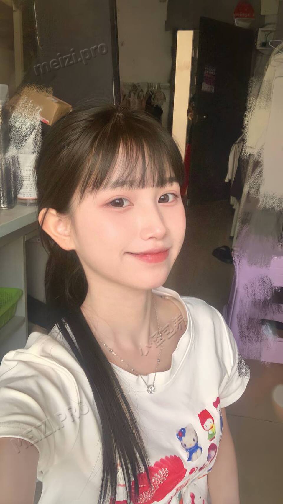 广西 南宁 19岁 160cm 82 B杯 学生 听话 懂事 SM:否 无套:否 口交:可 过夜:可 同居:否 可飞:可 其他省份城市 可异地伴游 价格:30 特点:听话 懂事