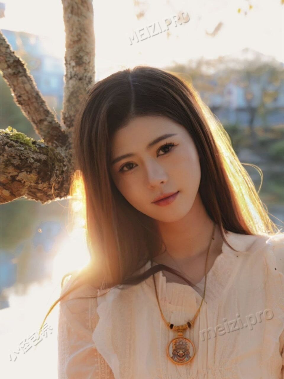 福建 宁德 23岁 162cm 92 B杯 医护 皮肤白 好相处 事业编 SM:是 无套:否 口交:可 过夜:可 可飞:可 包路费 价格:20 特点:皮肤白 好相处 事业编