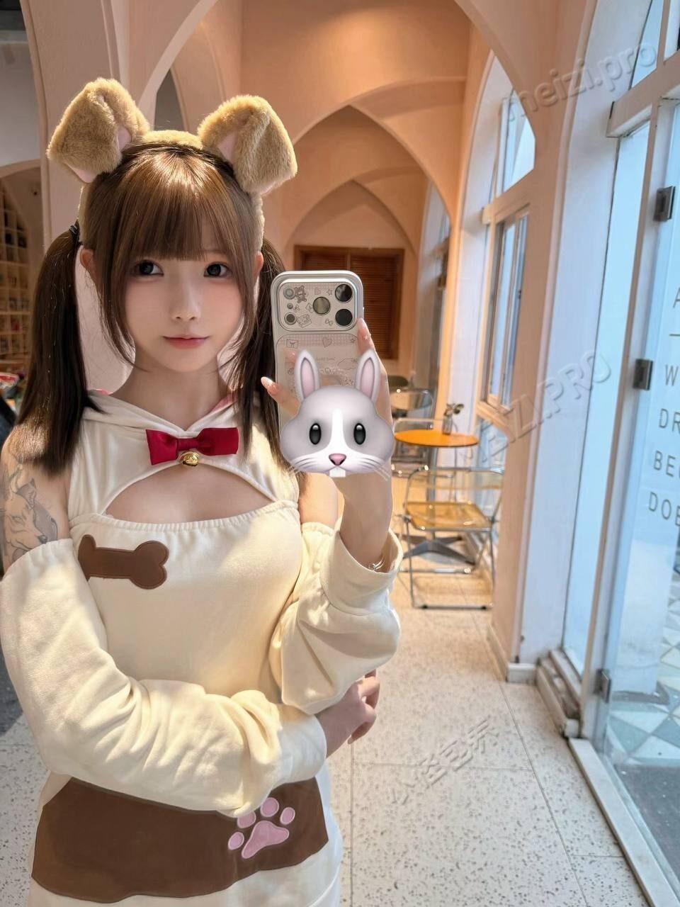 广东 深圳 18岁 162cm 88 B杯 性格好听话的小狗有趣专一会逗人开心 抽烟纹身:不抽烟有纹身 SM:是 无套:否 口交:可 过夜:可 同居:否 可飞:可 外省 价格:5-10 特点:性格好听话的小狗有趣专一会逗人开心