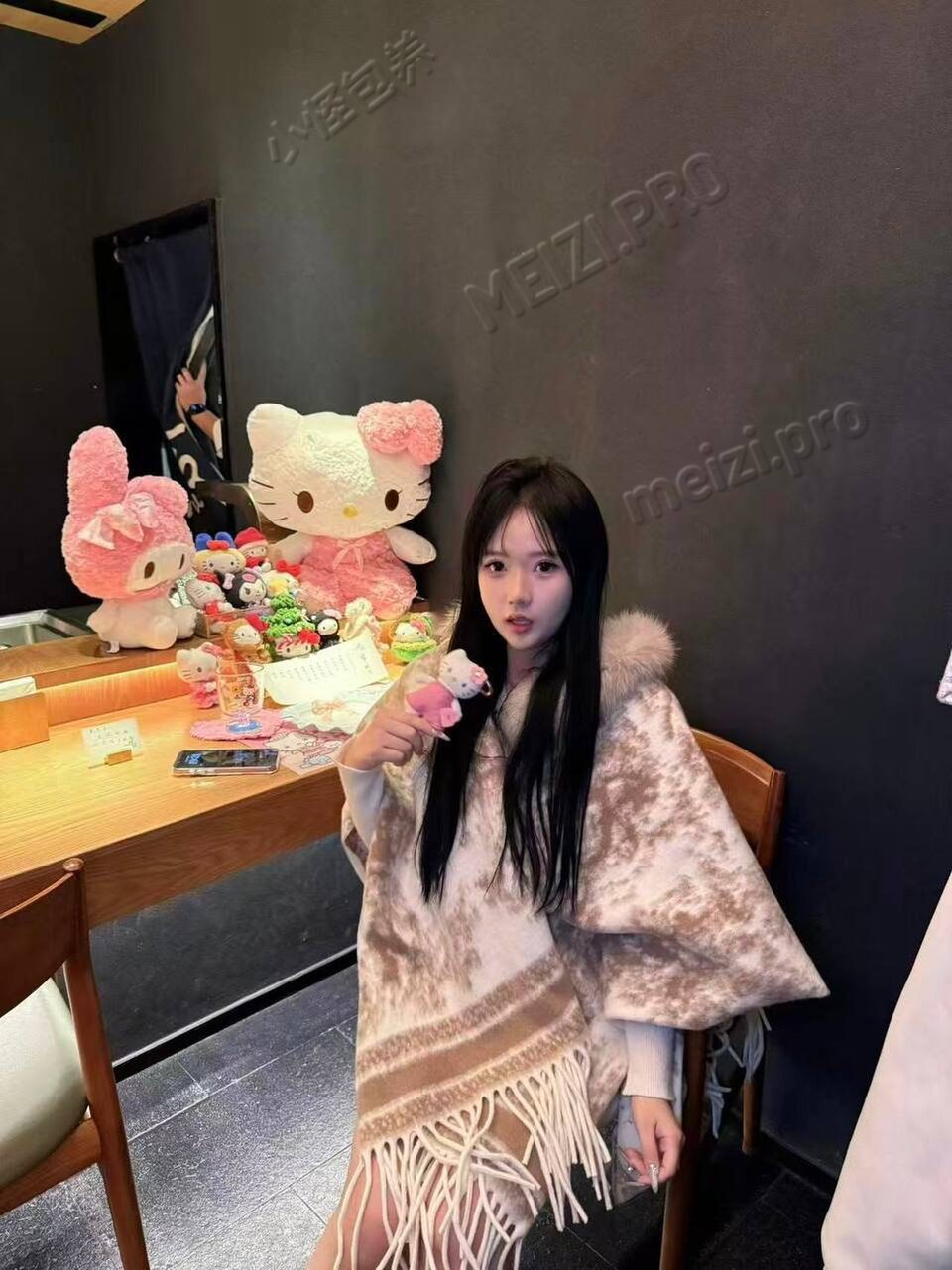 湖北 武汉 21岁 162cm 104 C杯 待业 秀外慧中,清丽脱俗,貌美如花,温文尔雅,听话懂事,乖巧伶俐,小鸟依人,娇小玲珑,可盐可甜,活泼开朗,会提供情绪价值,待开发更多的新玩法 抽烟纹身:无纹身 SM:否 无套:否 口交:可 过夜:可 同居:可 可飞:可 价格:5-10 特点:秀外慧中,清丽脱俗,貌美如花,温文尔雅,听话懂事,乖巧伶俐,小鸟依人,娇小玲珑,可盐可甜,活泼开朗,会提供情绪价值,待开发更多的新玩法
