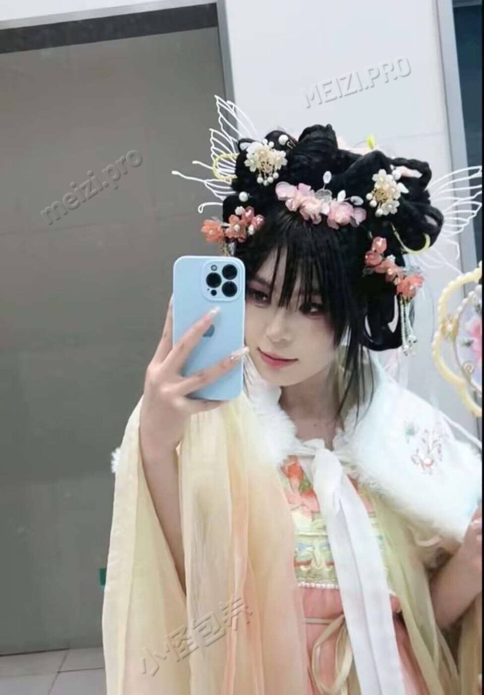 贵州 遵义 20岁 162cm 102 B杯 工作 乖巧听话 体贴懂事 有情绪价值 可无可内可飞 俏皮可爱 可以满足老板的要求 抽烟纹身:无 SM:否 无套:可 口交:否 过夜:可 同居:可 可飞:可 价格:6 特点:乖巧听话 体贴懂事 有情绪价值 可无可内可飞 俏皮可爱 可以满足老板的要求