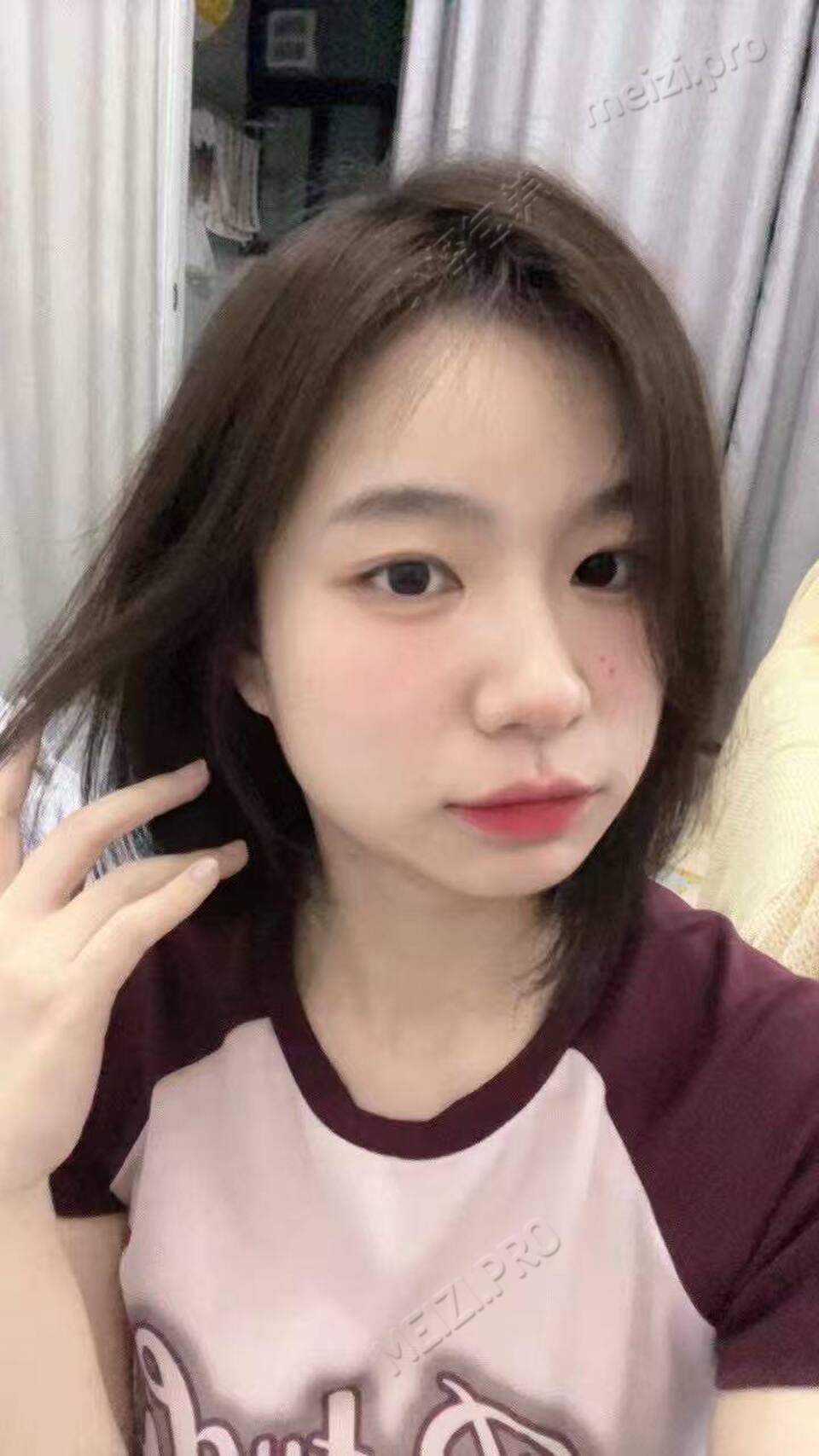 广东 广州 28岁 156cm 90 B杯 待业 反差型 抽烟纹身:不抽烟无纹身 SM:是 无套:可 口交:可 过夜:可 可飞:可 广东省内 价格:10 特点:反差型