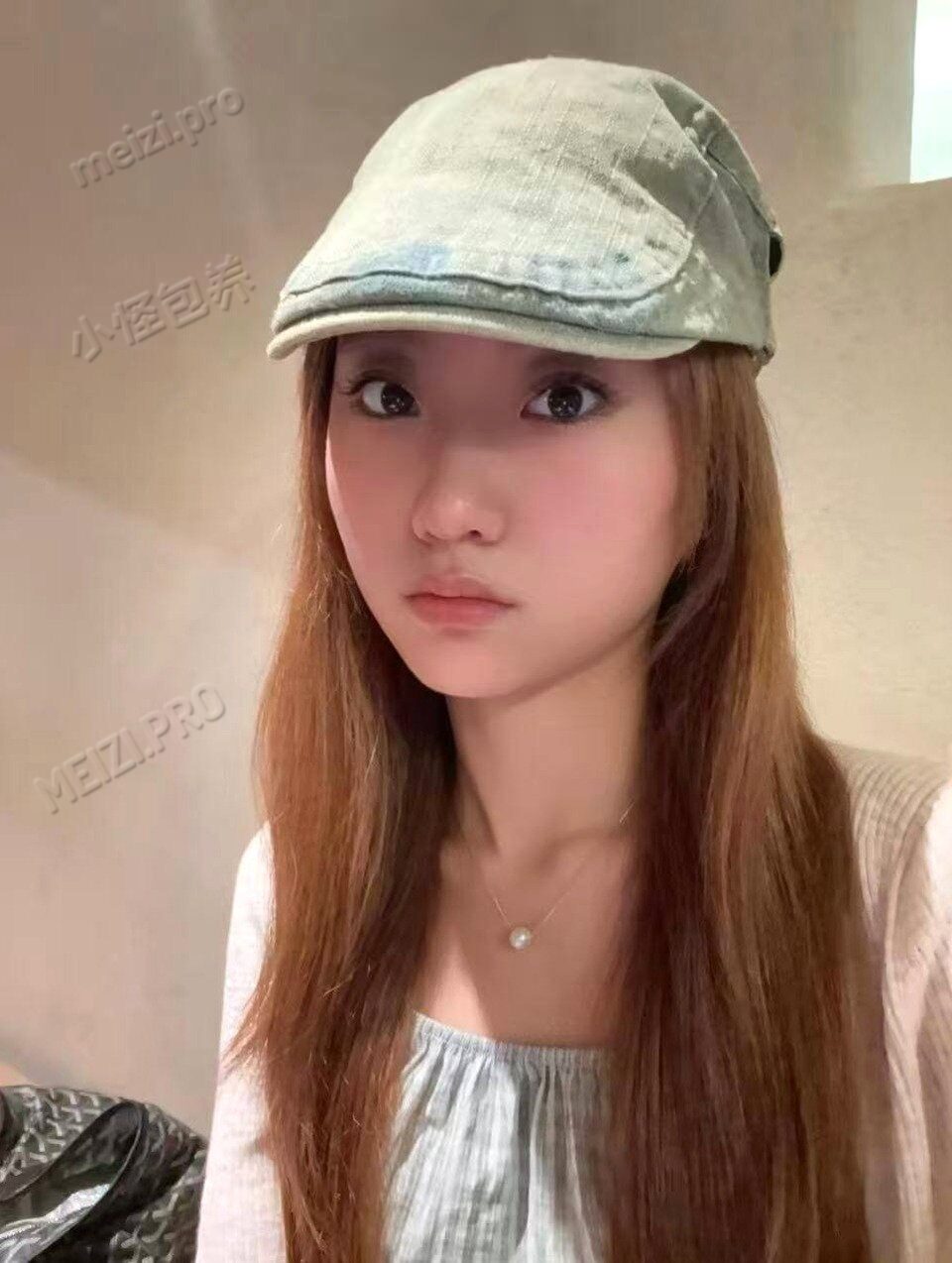 广东 广州 25岁 168cm 109 B杯 个体 听话 情绪价值高听话不事多，口活好，胸挺多,叫床好听,细腰翘臀,丰满身材，配合好不事多 抽烟纹身:无 SM:是 无套:可 口交:可 过夜:可 可飞:可 价格:5 特点:听话 情绪价值高听话不事多，口活好，胸挺多,叫床好听,细腰翘臀,丰满身材，配合好不事多