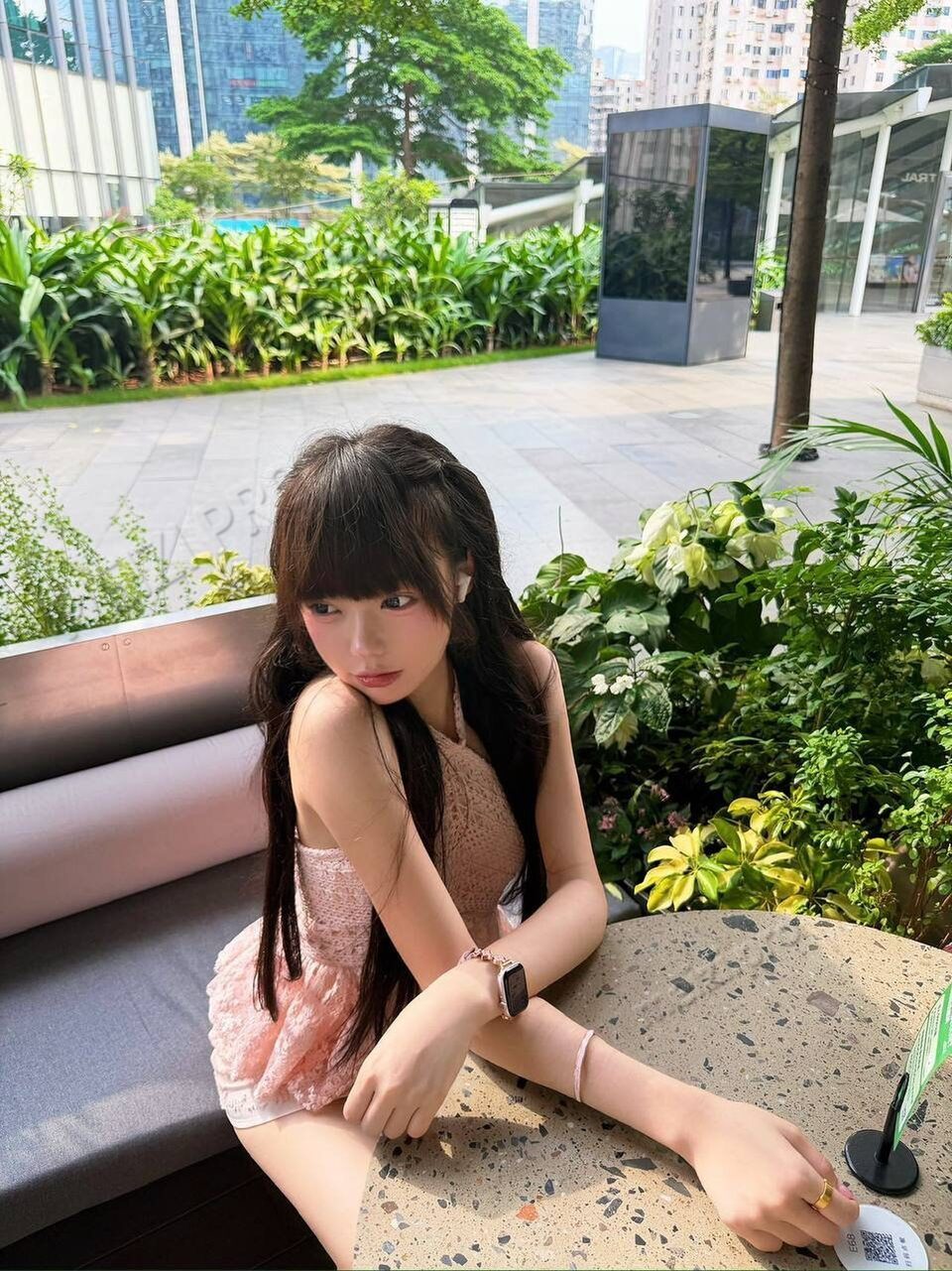 河南 郑州 18岁 164cm 83 B杯 女生 性格开朗 活泼 懂事女友感 白皮肤 底下很干净很紧 抽烟纹身:无 SM:是 无套:可 口交:可 过夜:可 同居:可 可飞:可 价格:18 特点:性格开朗 活泼 懂事女友感 白皮肤 底下很干净很紧