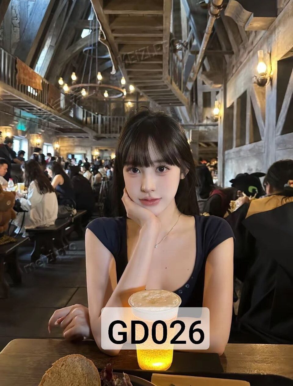 广东 深圳 23岁 165cm 95 C杯 学生 身材好 皮肤白 能喝酒 有腹肌 打羽毛球 瑜伽 网球 抽烟纹身:无 SM:是 无套:否 口交:可 过夜:可 可飞:可 新马泰日韩 价格:27 特点:身材好 皮肤白 能喝酒 有腹肌 打羽毛球 瑜伽 网球