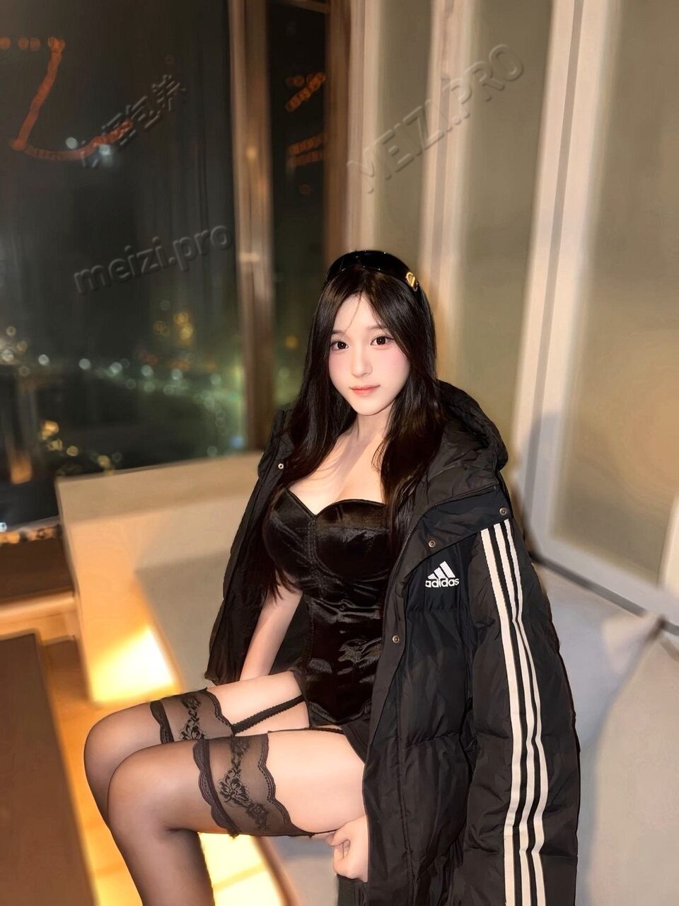 山东 青岛 20岁 175cm 120 C杯 学生 本科在读 全身无整皮肤细腻性格很好很温柔听话懂事 屁股很大 SM:是 无套:否 口交:可 过夜:可 同居:可 可飞:可 价格:20 特点:本科在读 全身无整皮肤细腻性格很好很温柔听话懂事 屁股很大