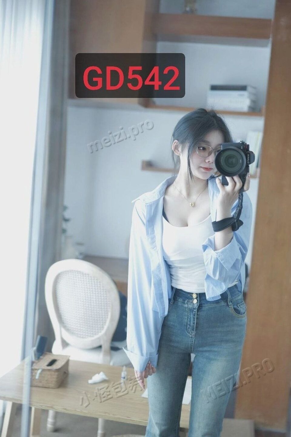 广东 深圳 19岁 168cm 52 D杯 学生 无整 无纹身 不抽烟 平时有健身 性格很好 女友感 抽烟纹身:不抽烟无纹身 SM:是 无套:否 口交:可 过夜:可 可飞:可 价格:20 特点:无整 无纹身 不抽烟 平时有健身 性格很好 女友感