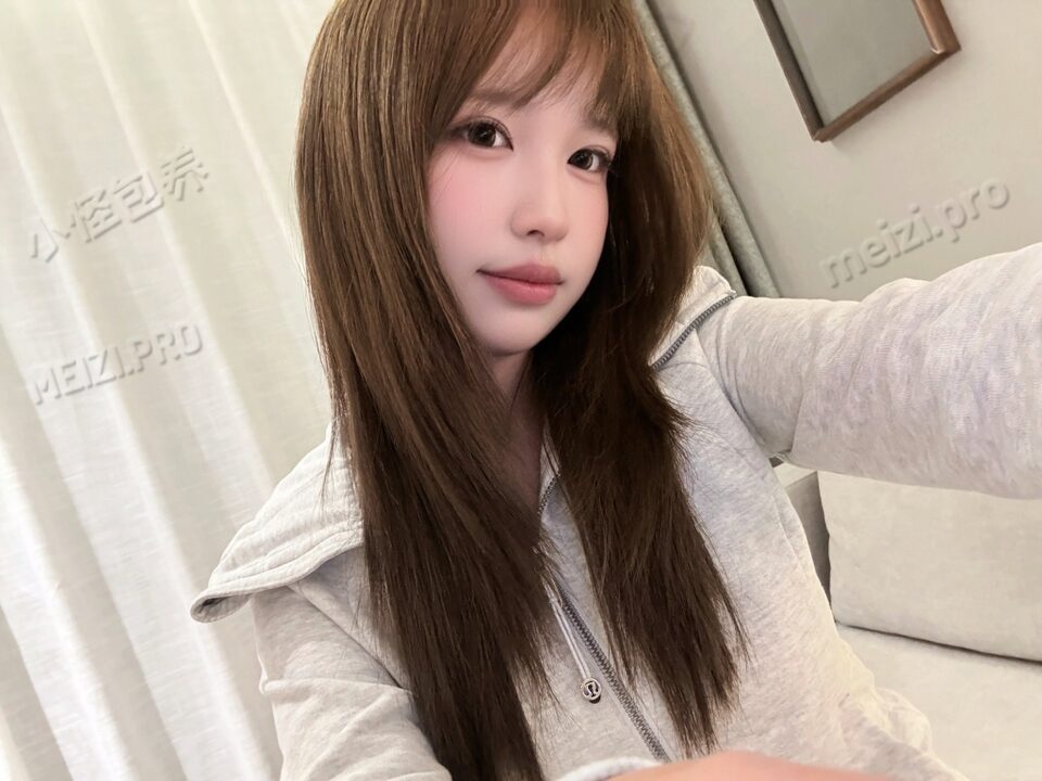 河南 开封 18岁 155cm 84 B杯 美甲师 比较开朗活泼 乖巧听话 体贴懂事 会提供情绪价值 不过分都可以 抽烟纹身:有抽烟无纹身 SM:是 无套:否 口交:可 过夜:可 同居:可 可飞:可 价格:15 特点:比较开朗活泼 乖巧听话 体贴懂事 会提供情绪价值 不过分都可以