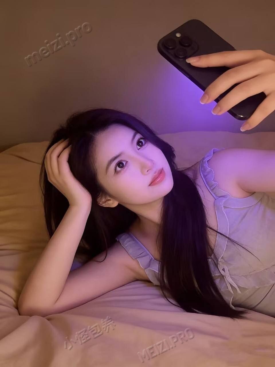 广西 桂林 22岁 162cm 48 C杯 学生 在读大学生,情绪价值高,可盐可甜 SM:否 无套:否 过夜:可 同居:否 可飞:可 价格:20 特点:在读大学生,情绪价值高,可盐可甜