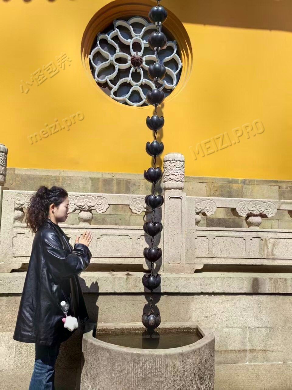江苏 苏州 21岁 165cm 98 B杯 美容养体 健身 抽烟纹身:无 SM:否 无套:否 口交:可 过夜:可 同居:否 可飞:不 价格:8 特点:健身