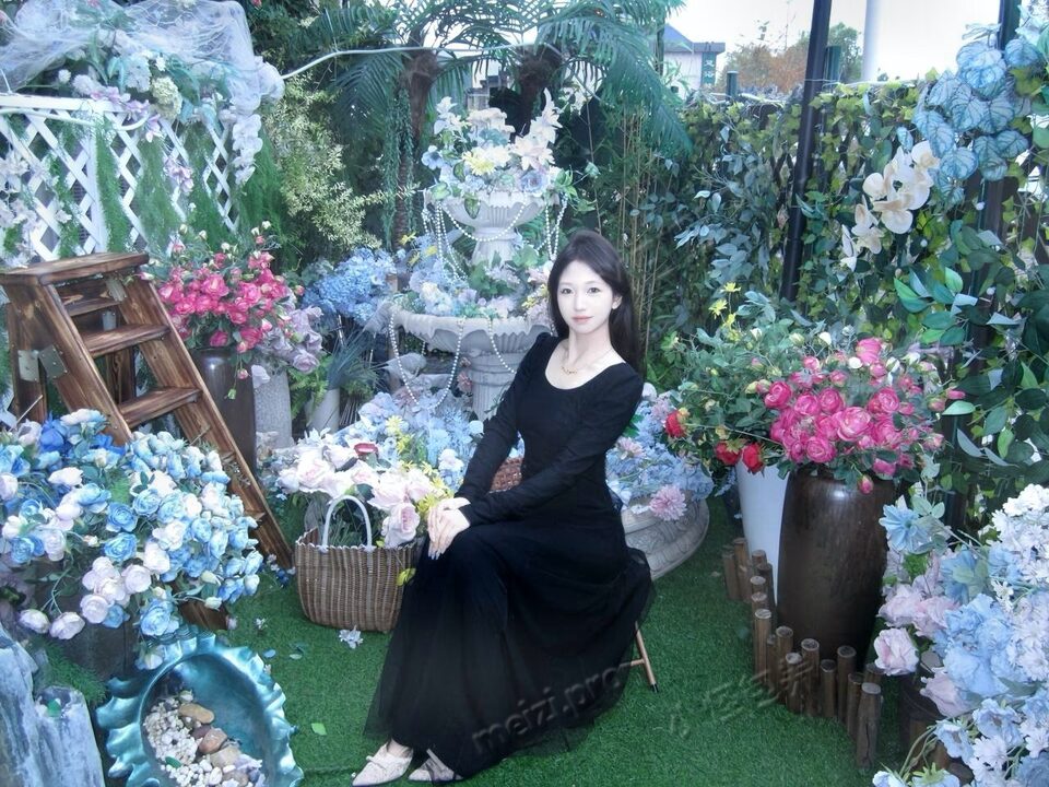 浙江 杭州 20岁 161cm 87 A杯 温柔 抽烟纹身:无 SM:否 无套:否 口交:可 过夜:可 同居:否 可飞:能 价格:10 特点:温柔