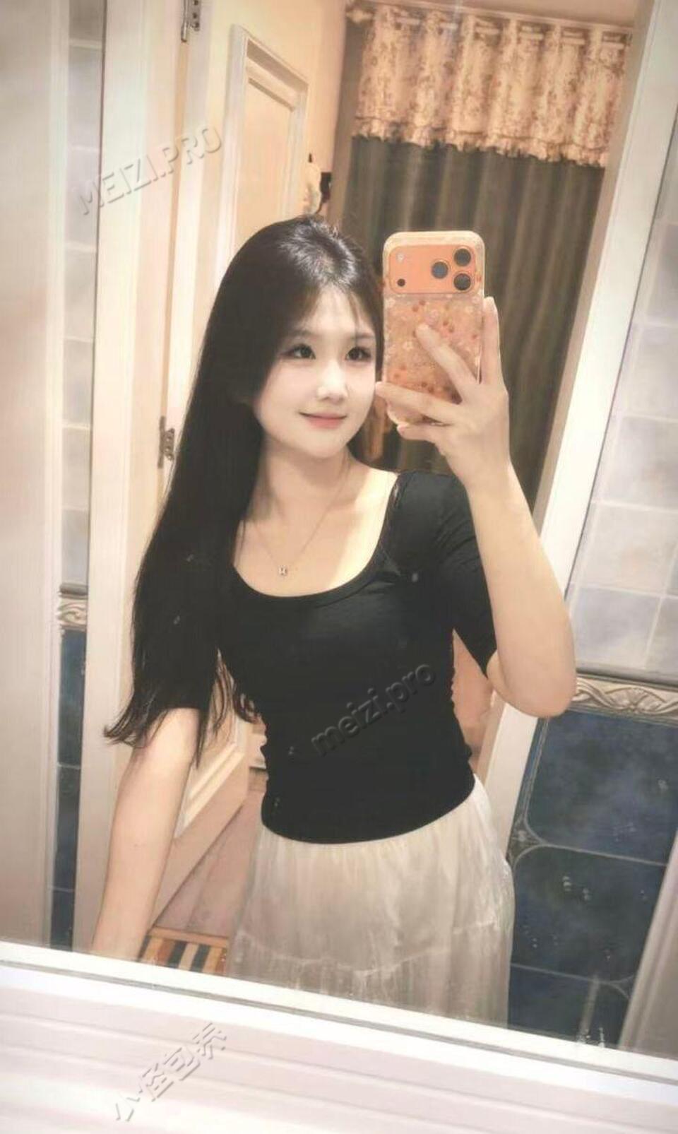 浙江 宁波 18岁 163cm 88 B杯 小鸟依人 SM:否 无套:可 口交:否 过夜:可 同居:否 可飞:可 其他城市 不去港澳 价格:14 特点:小鸟依人