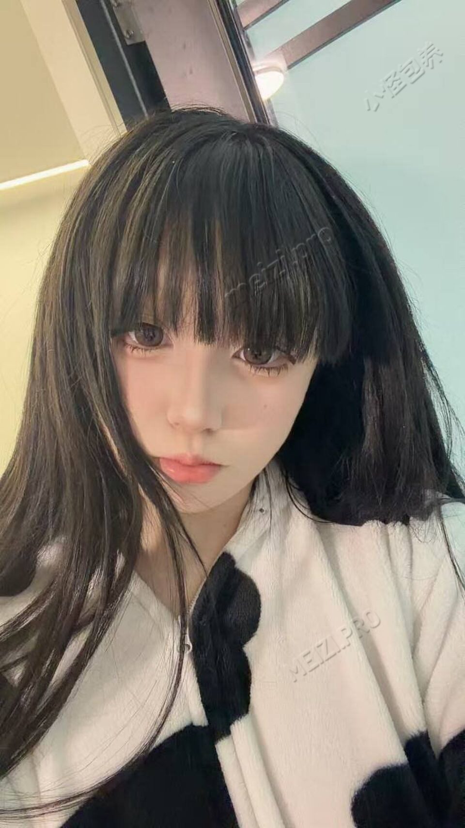山东 济南 18岁 162cm 99 B杯 女生 口活好活泼提供情绪价值 抽烟纹身:无纹身 SM:是 无套:可 口交:可 过夜:可 同居:可 可飞:可 价格:20 特点:口活好活泼提供情绪价值