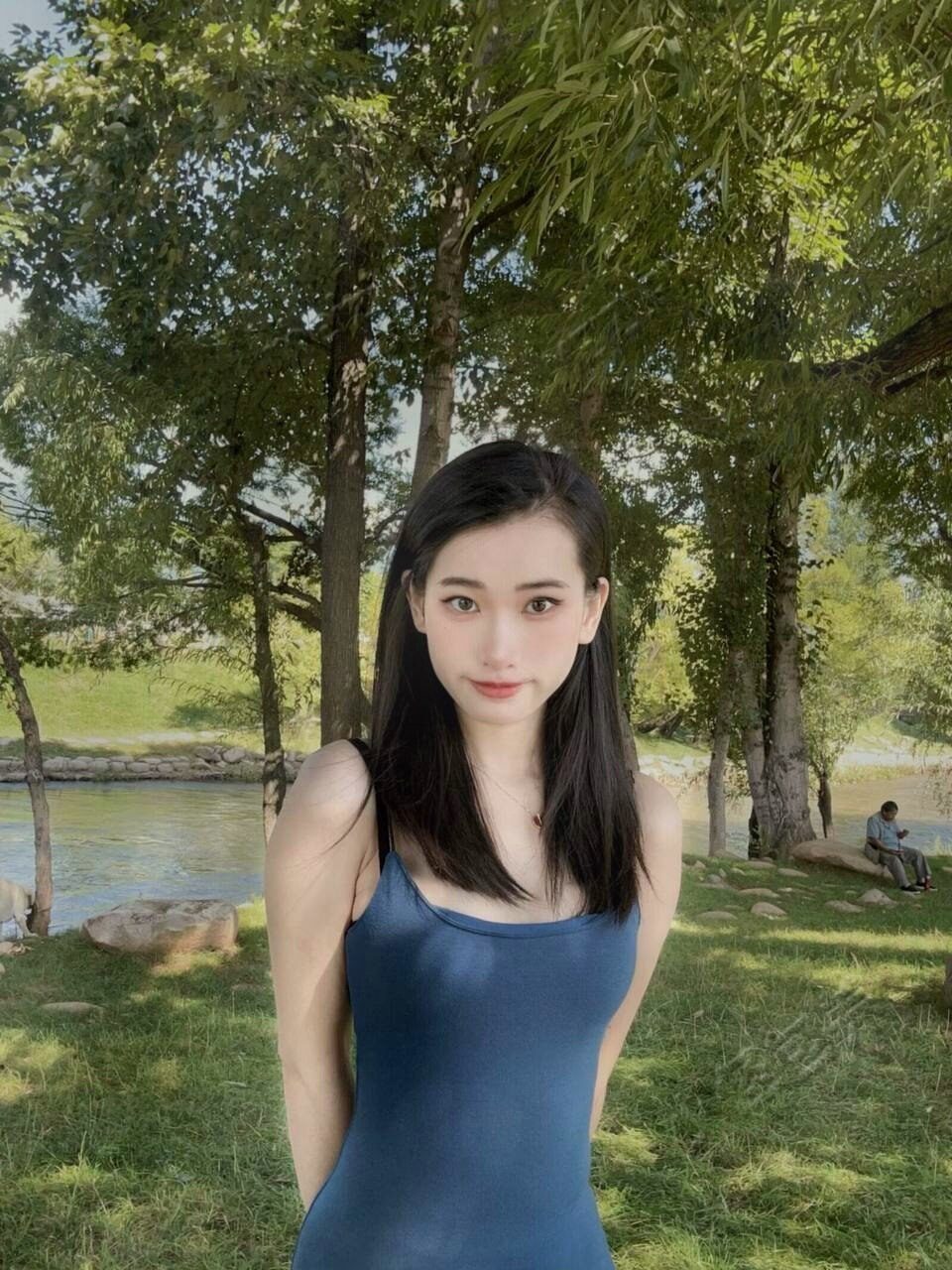 湖南 长沙 25岁 171cm 101 A杯 资料员 精神陪伴,情绪价值,听话,不乱玩,不抽烟 抽烟纹身:不抽烟有纹身 SM:是 无套:否 口交:可 过夜:可 同居:看情况 可飞:可 价格:8 特点:精神陪伴,情绪价值,听话,不乱玩,不抽烟
