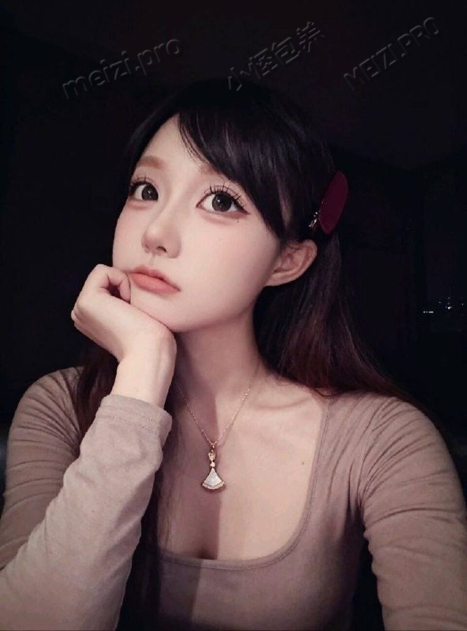 马来西亚 吉隆坡 21岁 164cm 90 B杯 学生 留学生 qs前100 本人比照片好看 谈吐好 会英语会书法会画画 屁股很大臀围110无整 财运好胸不下垂无纹身腰臀比好很白皮肤好光滑会聊天知识面广 抽烟纹身:无纹身 SM:轻微 无套:否 口交:可 过夜:可 同居:否 可飞:可 价格:50 特点:留学生 qs前100 本人比照片好看 谈吐好 会英语会书法会画画 屁股很大臀围110无整 财运好胸不下垂无纹身腰臀比好很白皮肤好光滑会聊天知识面广