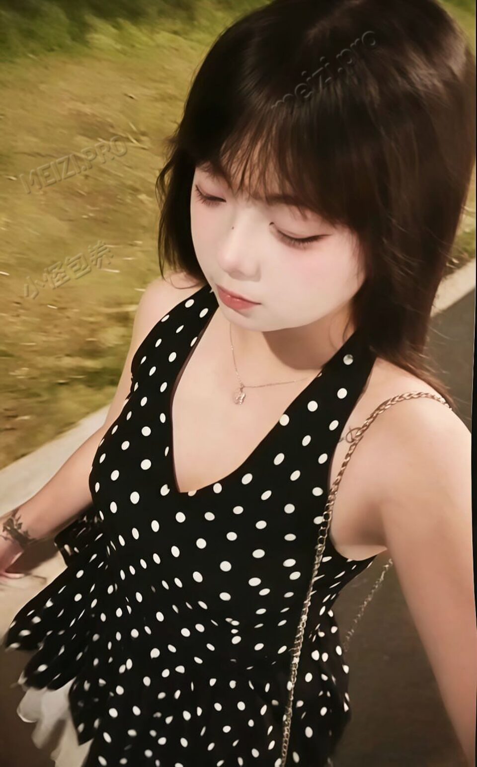 福建 南平松溪 18岁 155cm 120 营销 不知道 无套:否 口交:否 过夜:否 同居:否 可飞:不能 价格:2-5 特点:不知道