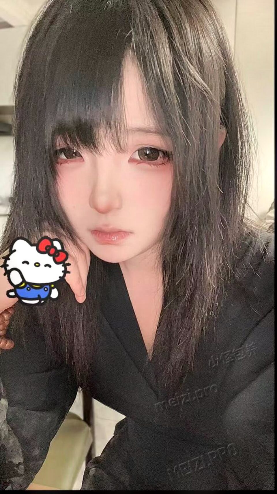 辽宁 朝阳 19岁 176cm 124 B杯 无 抽烟纹身:无 SM:是 无套:可 口交:可 过夜:可 同居:可 可飞:可 价格:4
