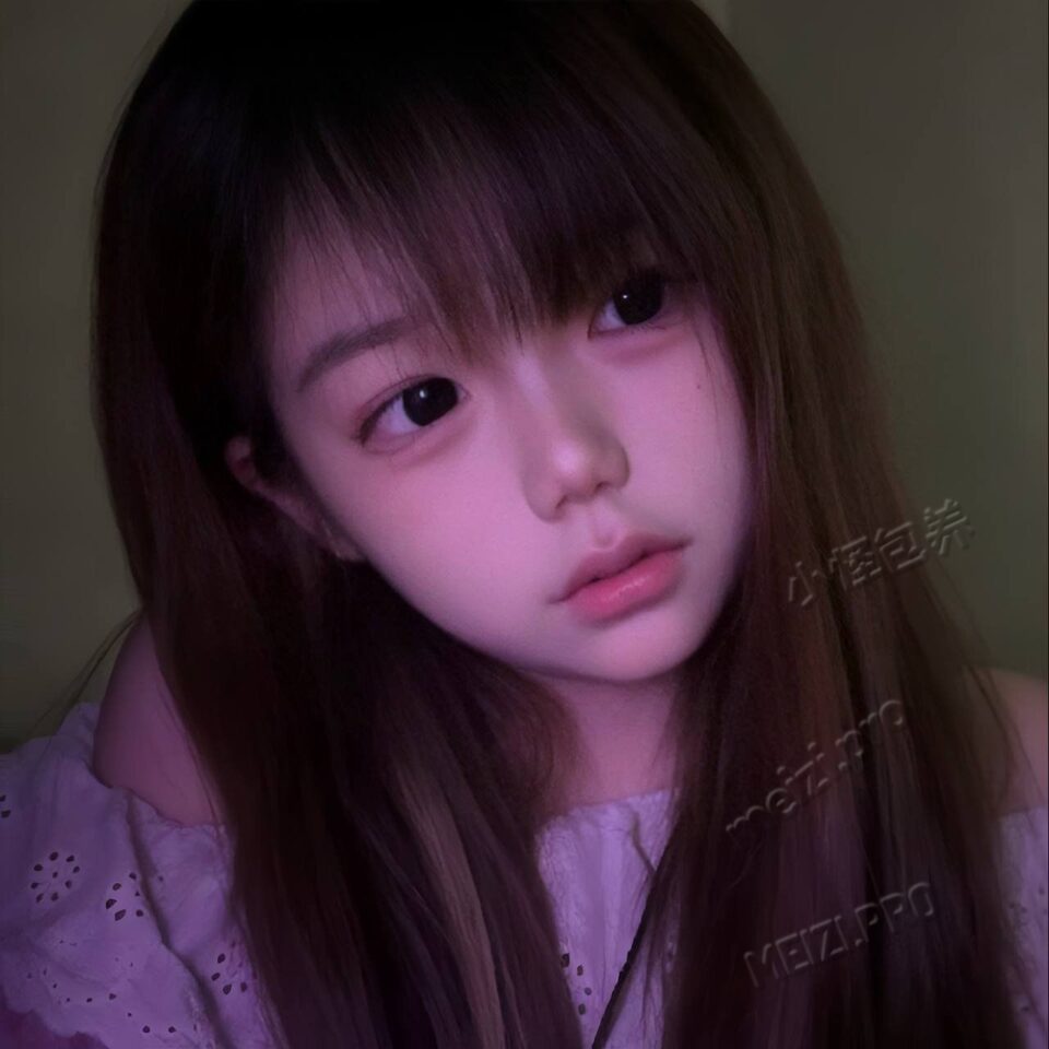 浙江 杭州 19岁 160cm 50 C杯 无 听话 反差 小狗 可爱 胸大 抽烟纹身:有纹身 SM:是 无套:可 口交:可 过夜:可 同居:否 可飞:只能周边 价格:6 特点:听话 反差 小狗 可爱 胸大