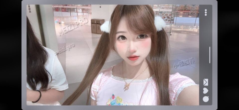 贵州 黔南 17岁 161cm 122 C杯 无 甜御风格都走 抽烟纹身:无 SM:是 无套:否 口交:可 过夜:可 同居:可 可飞:可 价格:7 特点:甜御风格都走