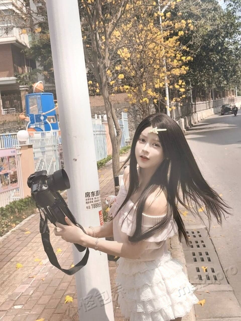 广西 南宁 22岁 162cm 78 C杯 学生 温柔爱笑会撒娇，蜜桃臀 抽烟纹身:无 SM:是 无套:否 口交:可 过夜:可 同居:可 可飞:可 价格:6 特点:温柔爱笑会撒娇，蜜桃臀