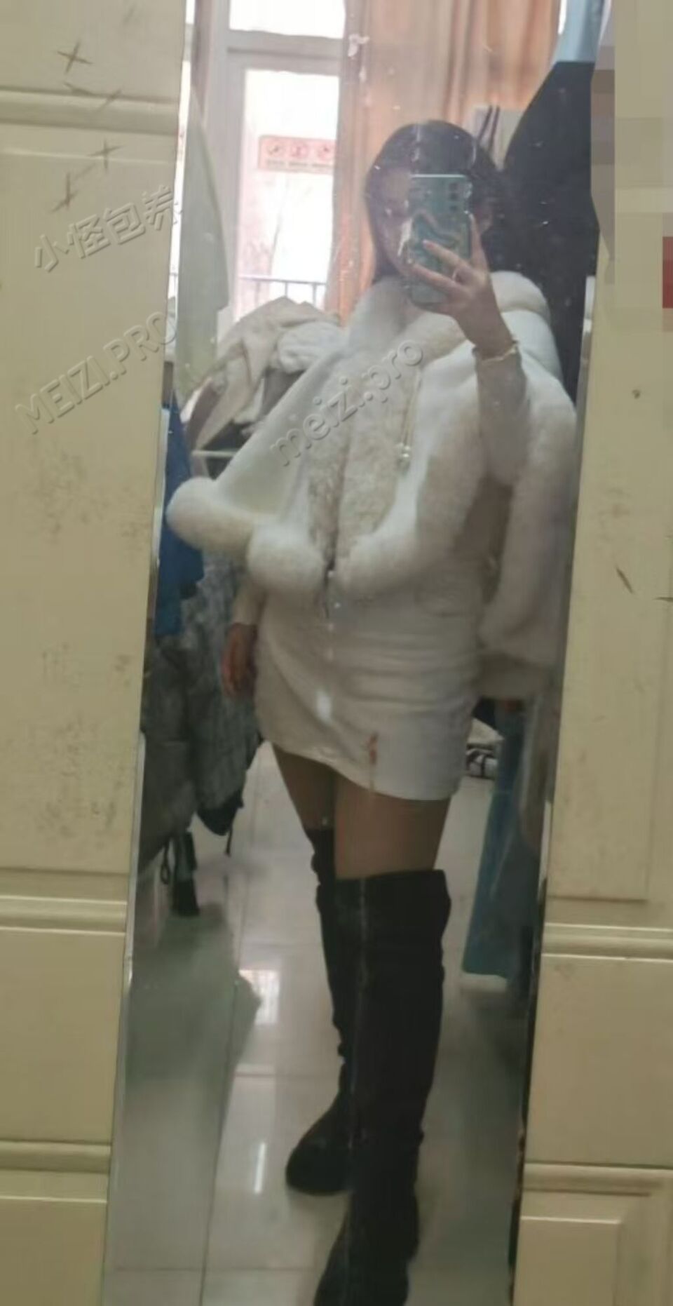 河南 郑州 21岁 160cm 115 B杯 学生 长的甜声音甜身材好唱歌好听画画好看 抽烟纹身:无 SM:是 无套:否 口交:可 过夜:可 同居:可 可飞:不要异地 特点:长的甜声音甜身材好唱歌好听画画好看