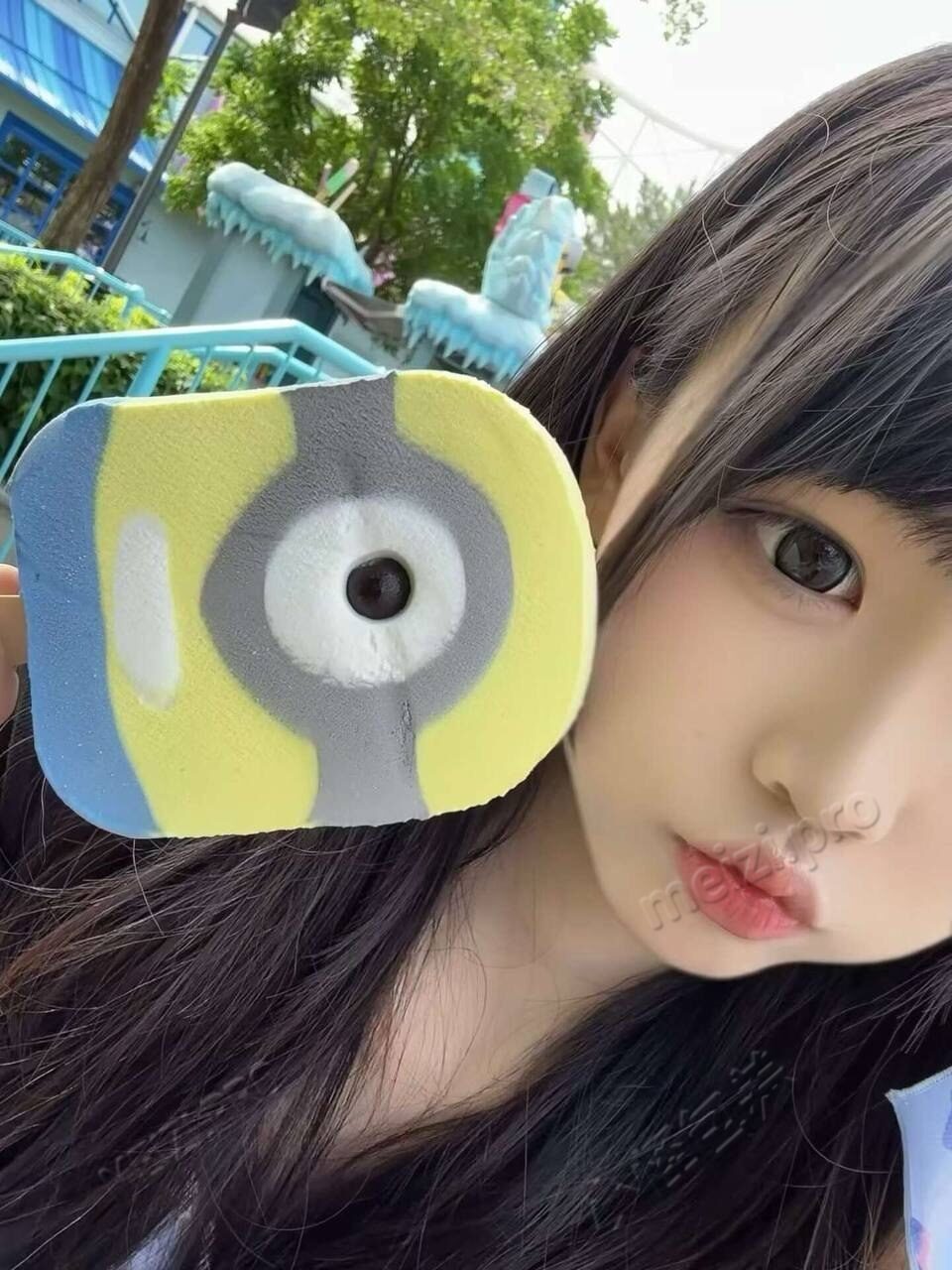 江苏 南京 18岁 173cm 98 B杯 无 本人比照片好看 抽烟纹身:有纹身 SM:是 无套:否 口交:可 过夜:可 同居:可 可飞:可 价格:15 特点:本人比照片好看