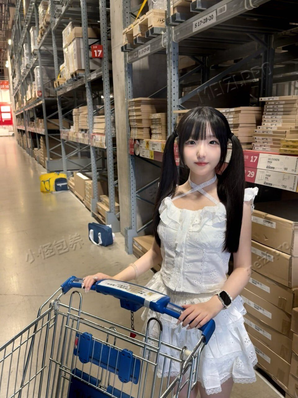 辽宁 大连 22岁 160cm 95 B杯 毕业 待业中 白虎萝莉 比较幼态 211毕业 脾气稳定性格好 抽烟纹身:无 SM:轻微 无套:否 口交:可 过夜:可 同居:否 可飞:可 价格:20 特点:白虎萝莉 比较幼态 211毕业 脾气稳定性格好
