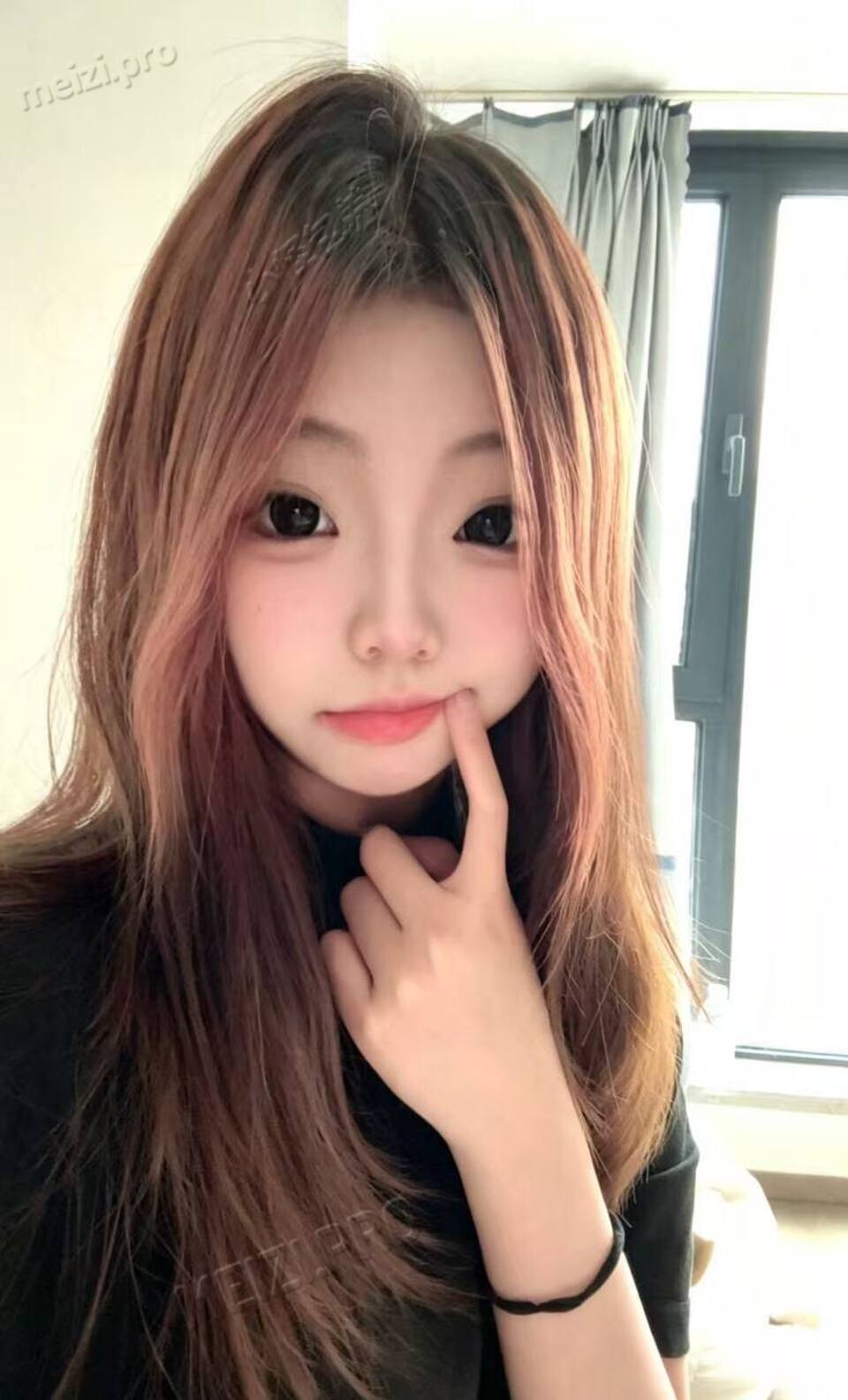 山东 济南 20岁 165cm 114 B杯 学生 五官端正底子好,多,床上会配合,中度sm~,会打游戏,有舌钉起来很爽,可以陪你喝酒,性格好,开朗好相处,接受度高,配合度高。 抽烟纹身:无 SM:是 无套:可 口交:可 过夜:可 同居:可 可飞:可 价格:7 特点:五官端正底子好,多,床上会配合,中度sm~,会打游戏,有舌钉起来很爽,可以陪你喝酒,性格好,开朗好相处,接受度高,配合度高。