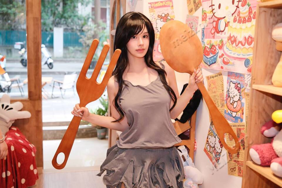 广东 深圳 20岁 169cm 90 D杯 待业 性格温柔,会唱歌跳舞 素颜底子很好 皮肤白净光滑 脸很小 眼睛大大的 巴掌脸 腰细腿长 很能提供情绪价值乖巧听话类型不抽烟不喝酒无不良嗜好 配合度高 风格多变 腰细腿细 本人比照片好看 抽烟纹身:无 SM:否 无套:否 口交:可 过夜:可 同居:否 可飞:可 外省加2k 港澳 价格:18 特点:性格温柔,会唱歌跳舞 素颜底子很好 皮肤白净光滑 脸很小 眼睛大大的 巴掌脸 腰细腿长 很能提供情绪价值乖巧听话类型不抽烟不喝酒无不良嗜好 配合度高 风格多变 腰细腿细 本人比照片好看