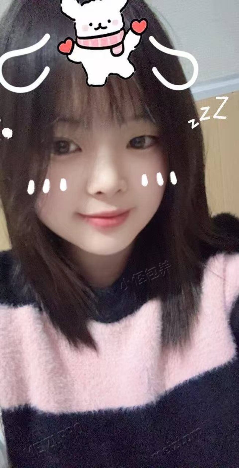 广东 深圳 龙华 19岁 165cm 125 C杯 无 无套:否 口交:否 过夜:可 同居:否 可飞:可 价格:1