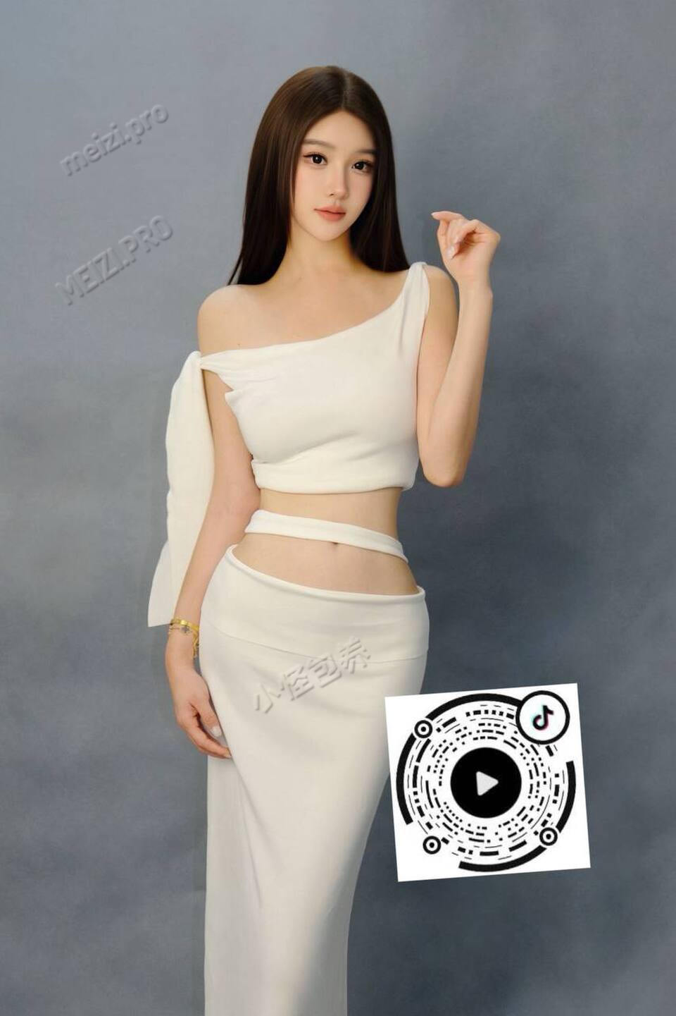 广东 深圳 25岁 168cm 100 D杯 待业 个子高有气质 清纯 格好 性格软糯糯 皮肤白 听话乖巧 有情绪价值 胸大纯天然原生态手感好 抽烟纹身:无纹身 SM:否 无套:否 口交:可 过夜:可 同居:否 可飞:可 价格:20 特点:个子高有气质 清纯 格好 性格软糯糯 皮肤白 听话乖巧 有情绪价值 胸大纯天然原生态手感好